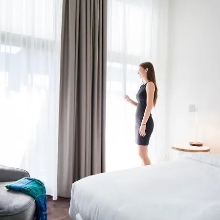 Hotel Moa 4*