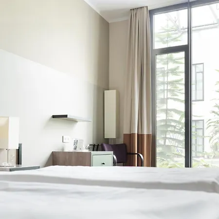 Hotel Moa 4*