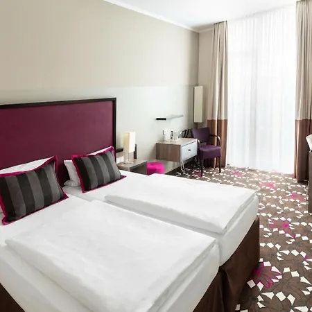 Moa